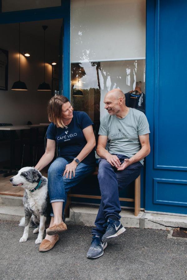 Cafe Velo Nevers Esterno foto